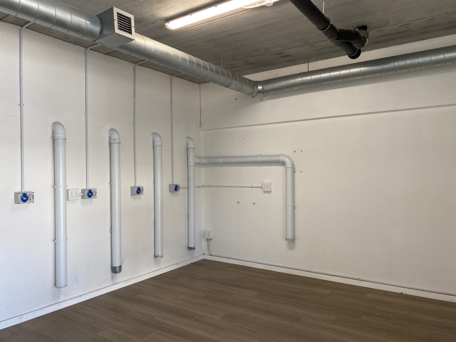 To Let Commercial Property for Rent in Diep River Western Cape